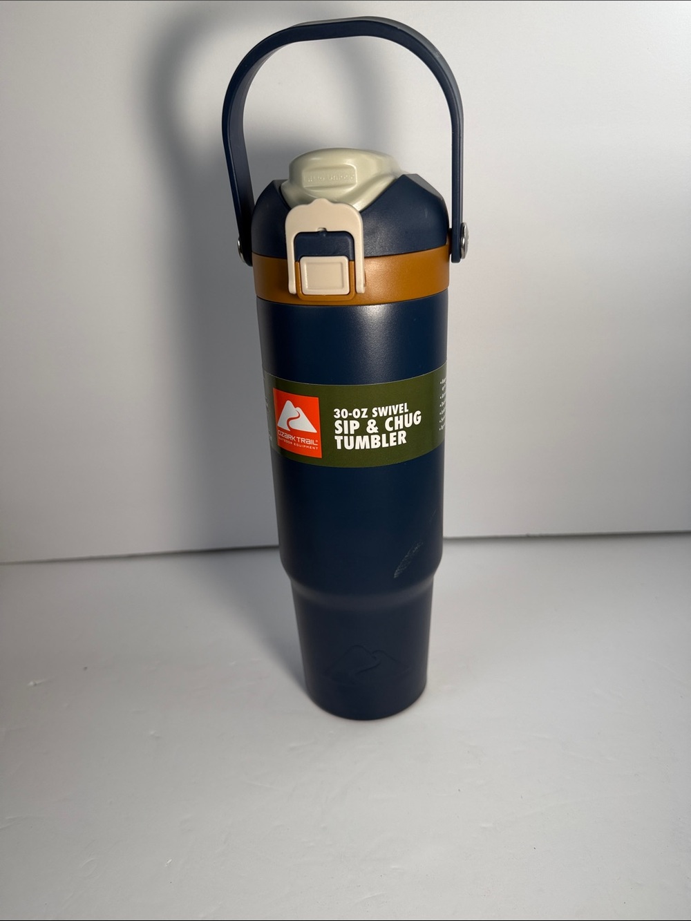 Hydro Flask 30oz Navy Sip & Chug Tumbler with Tan Accent